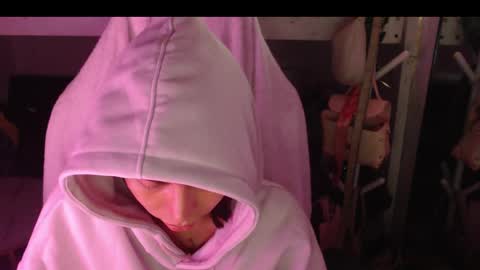 ELYSE A SIMPLE GIRL online show from December 9, 2:45 am