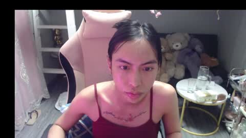 ELYSE A SIMPLE GIRL online show from June 19, 11:48 am