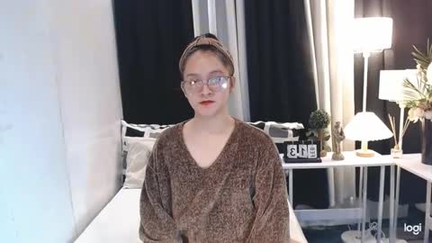 Ash online show from February 13, 12:43 pm