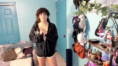Snapshot of myceliummouse chatting on September 24, 5:41 pm Grace online show from September 24, 5:41 pm