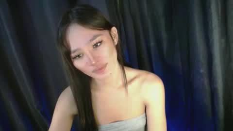 nadiestar online show from December 19, 10:10 pm