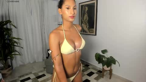 Lia online show from May 19, 3:08 pm