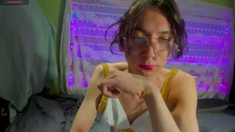 NAJI  online show from November 8, 6:08 pm