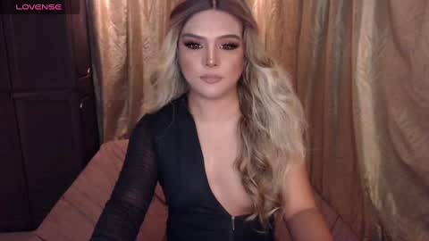 Athena online show from December 8, 5:50 am