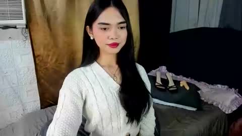 emma online show from March 22, 8:24 pm