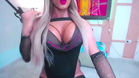 Miabarbarita online show from April 1, 6:27 pm