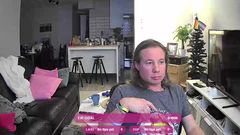 Neon online show from March 15, 9:40 pm