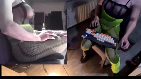 NylonHeelFreaks online show from February 5, 2:05 am