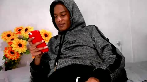 Noah Millers online show from October 29, 6:44 am