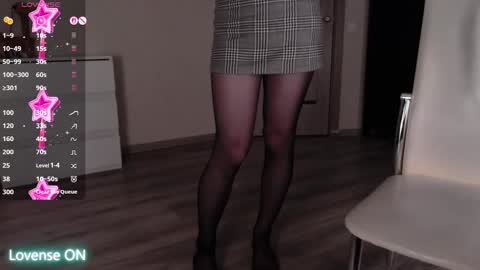 noelleneptune online show from February 6, 2:39 am