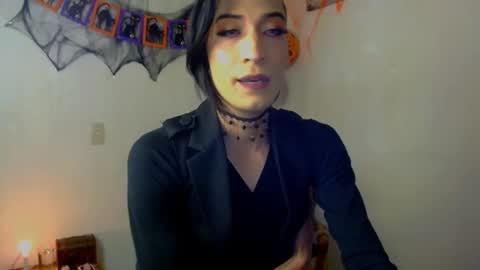 Snapshot of novanyx11 chatting on October 21, 10:33 pm Nova... online show from October 21, 10:33 pm