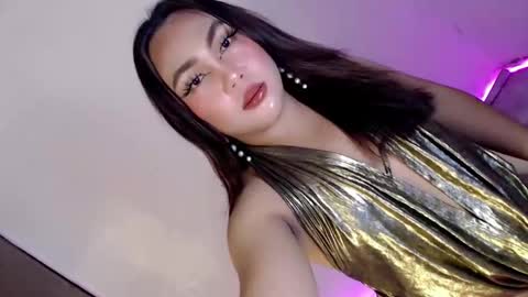 Fina Dwarf online show from March 27, 8:26 am