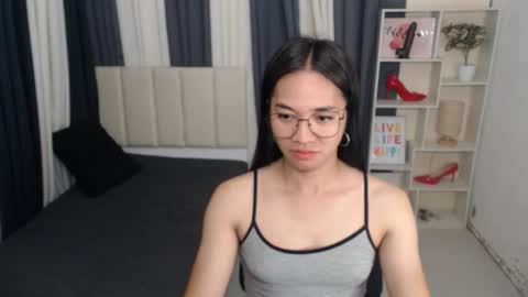 Snapshot of petiteasianmarian chatting on October 12, 11:57 am bigcock Marian online show from October 12, 11:57 am