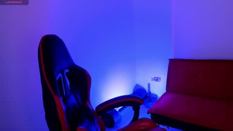 peytonbox online show from November 27, 11:35 am