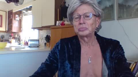 Snapshot of phillipa1023 chatting on March 7, 6:36 pm phillipa online show from March 7, 6:36 pm