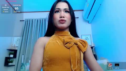 laura online show from November 1, 5:21 pm