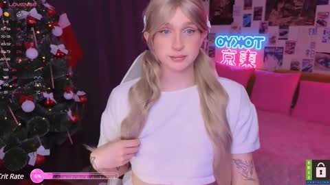 pinkvenom_ online show from December 2, 2:58 pm