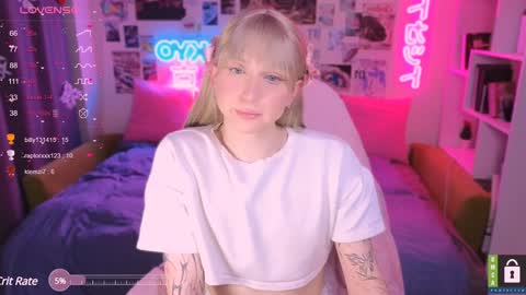 pinkvenom_ online show from January 23, 7:18 pm