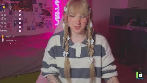 pinkvenom_ online show from February 5, 2:33 pm