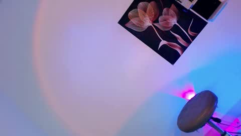 Flor online show from September 24, 6:08 am