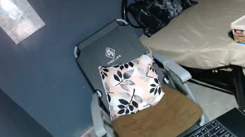 ashley online show from February 19, 10:16 pm