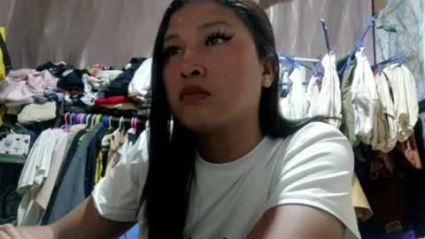Sofia Madrigal Solis online show from June 28, 4:22 pm