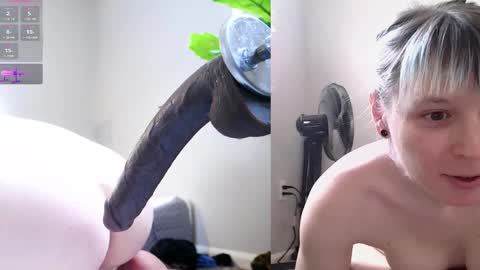 Gwyndoline Moon online show from February 12, 9:01 pm