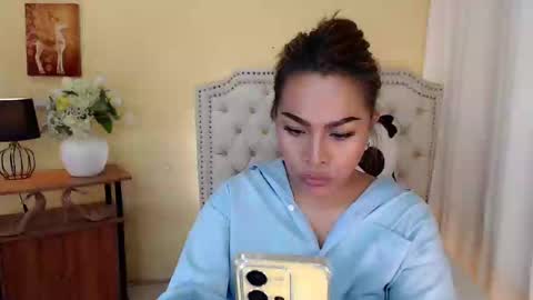 princessyanzy1 online show from February 23, 1:13 am