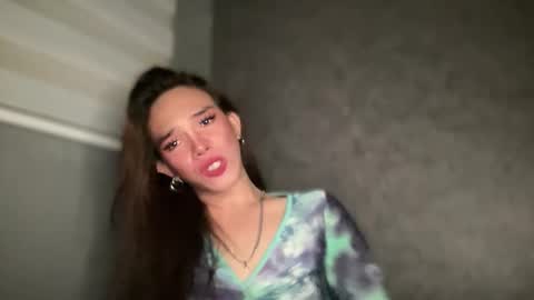 QUEEN online show from February 15, 5:36 am