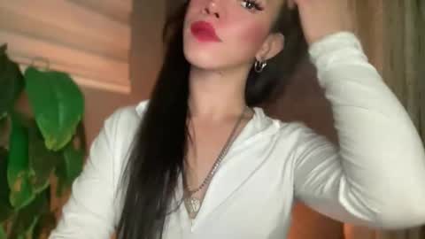 QUEEN online show from April 3, 1:26 am