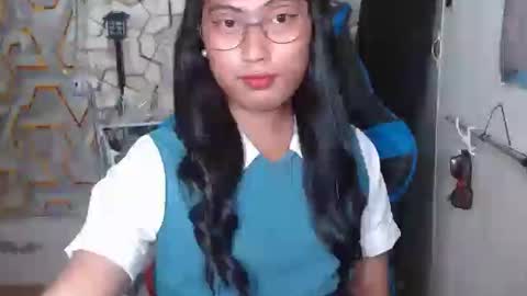 queensteffi online show from June 22, 8:28 pm