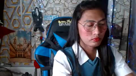 queensteffi online show from July 30, 4:28 pm