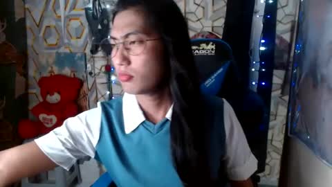 queensteffi online show from August 3, 8:15 pm
