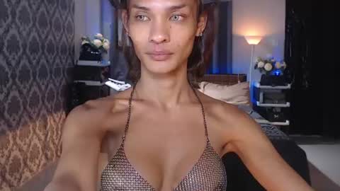 ValentinaMoone online show from June 13, 12:05 pm