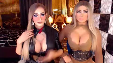 ravenmystiquex online show from March 25, 6:45 pm