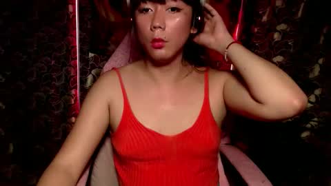 red_kitsune69 online show from October 30, 1:26 am