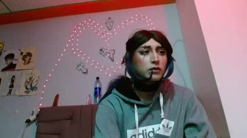 reiv_femboy online show from July 12, 4:38 am