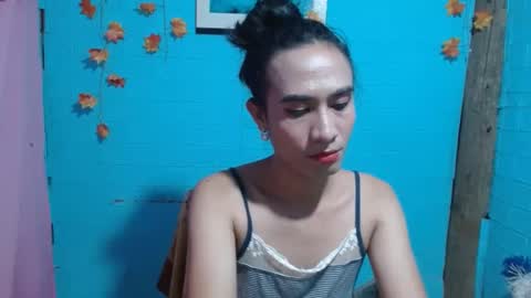 rhianesassy online show from December 23, 11:25 am