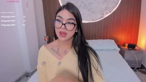 Rose online show from March 23, 2:00 pm