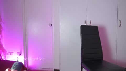 Lyla OF roselinedior online show from January 19, 2:04 pm