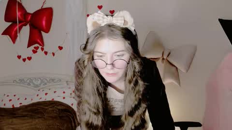 MY FANSLY  online show from February 21, 6:55 pm