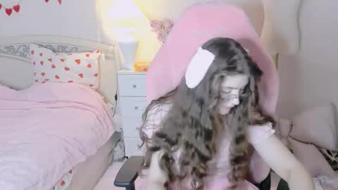 MY FANSLY  online show from February 25, 6:56 pm