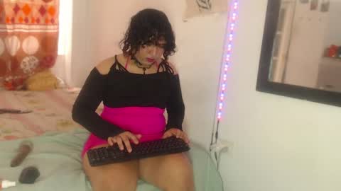 salome0langley online show from August 6, 5:20 pm