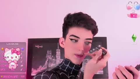 Snapshot of salvatore_boom chatting on October 20, 12:19 pm salvatore_boom online show from October 20, 12:19 pm