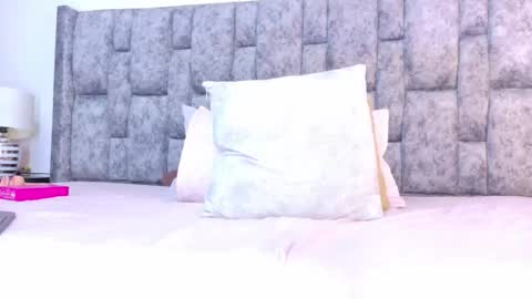 samirths_boy_ online show from May 19, 7:20 pm