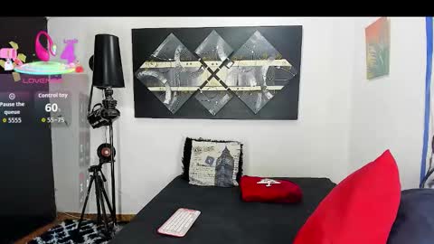  SARAHJEY     online show from December 18, 5:51 pm