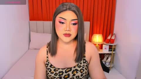 Natalie Mefford online show from March 10, 10:13 pm