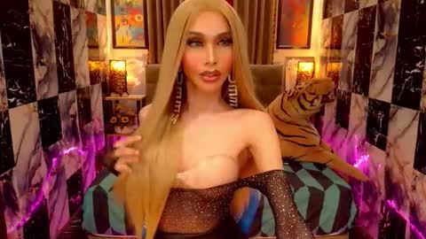 KATARINA LUST online show from February 13, 12:12 pm