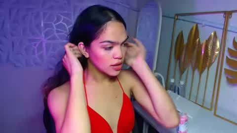 Bella online show from November 23, 7:05 pm