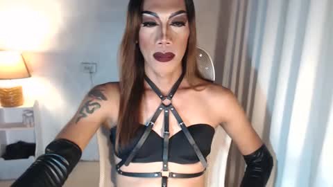 Devine online show from December 21, 2:17 am